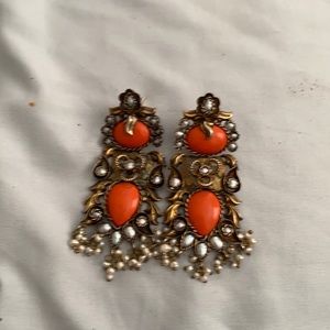 Exquisite Indian dangling earrings. Made of oxidised silver , coral and pearls.